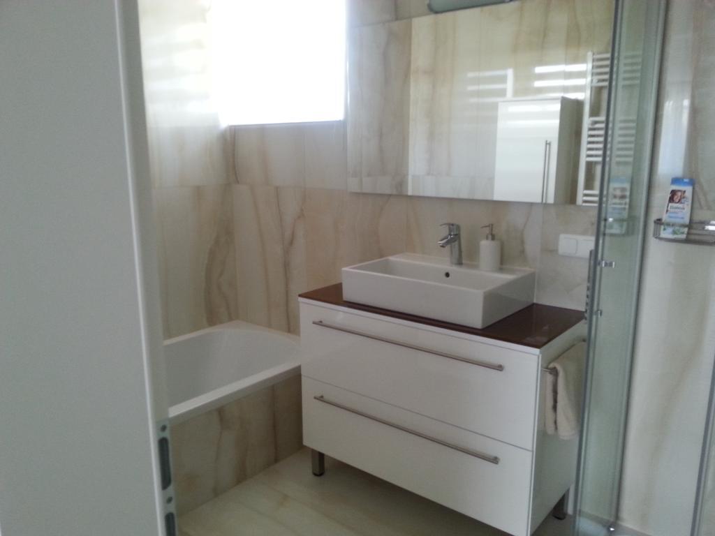 Penthouse Griemann 2 Fuer Max 4 Personen Mit Eigener Grosser Dachterrasse Zum Relaxen! 일미츠 외부 사진