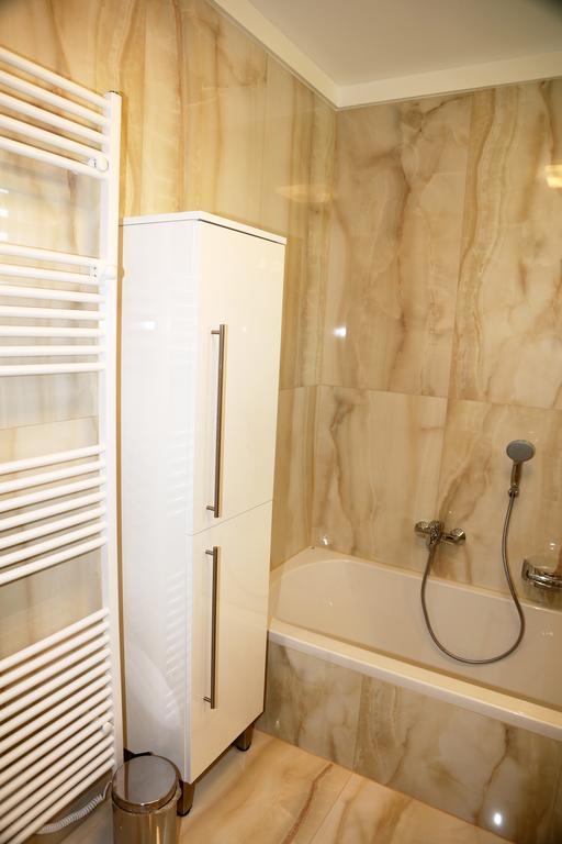 Penthouse Griemann 2 Fuer Max 4 Personen Mit Eigener Grosser Dachterrasse Zum Relaxen! 일미츠 외부 사진