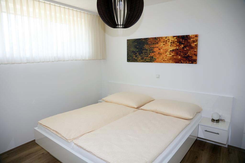 Penthouse Griemann 2 Fuer Max 4 Personen Mit Eigener Grosser Dachterrasse Zum Relaxen! 일미츠 외부 사진
